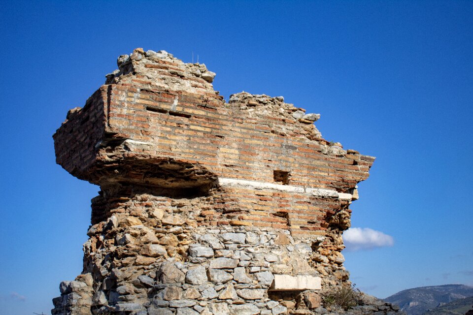 Old architecture frontline