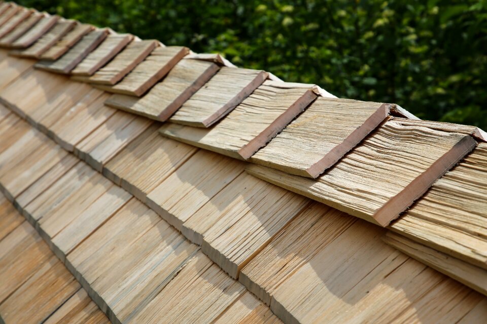 Roof ridge craft wooden roof
