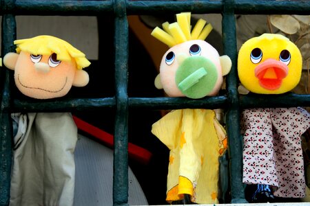 Toy child puppets