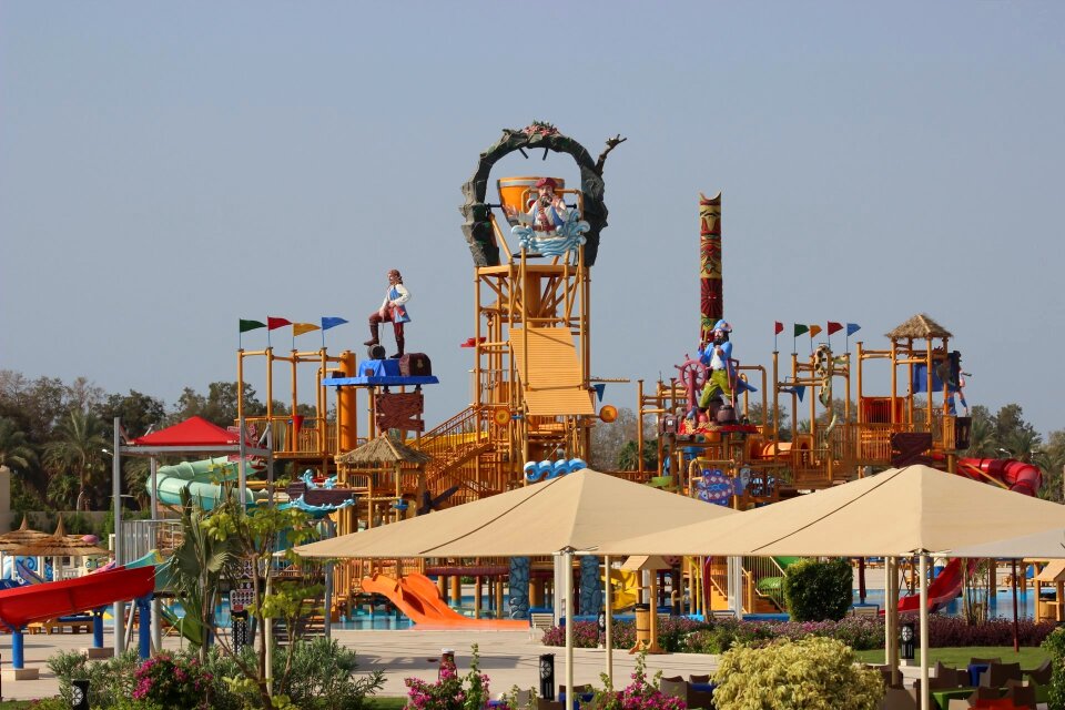 Tourist attraction park recreation