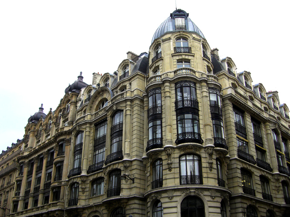 Old house in Paris street, historical architecture