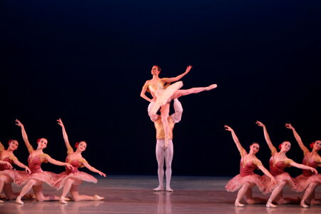 unrecognizable ballet dancers photo