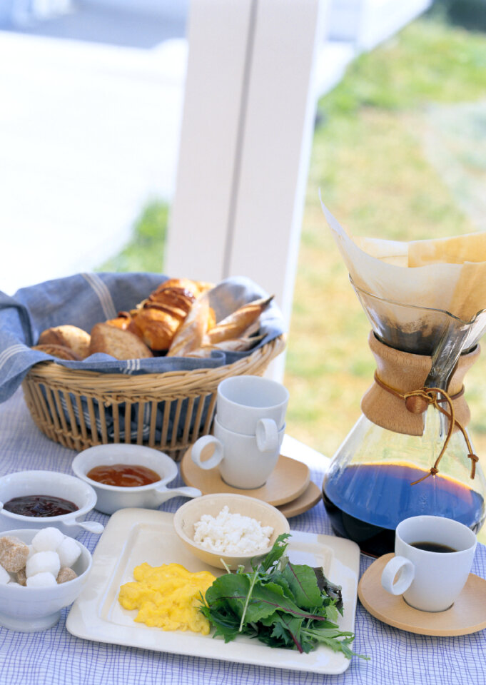 Breakfast vagitable, bread and coffee