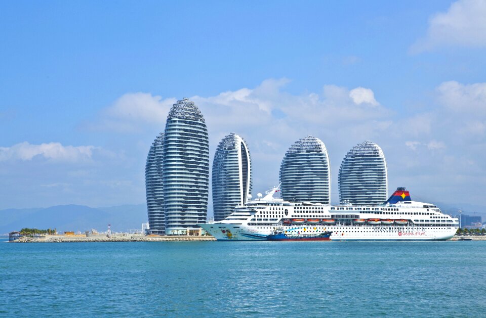 Superstar Aquarius at Phoenix Island, Sanya Bay, Hainan, China