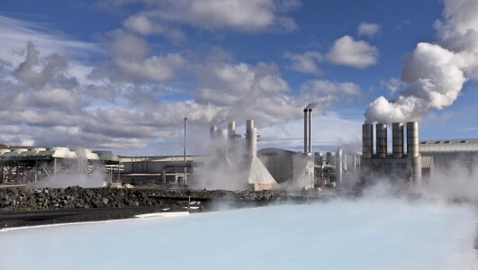 Geothermal power plant photo