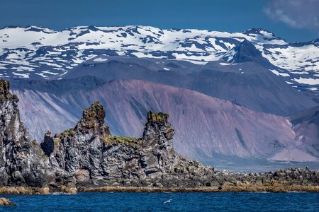 Icebergs at Jokulsarlon. Iceland