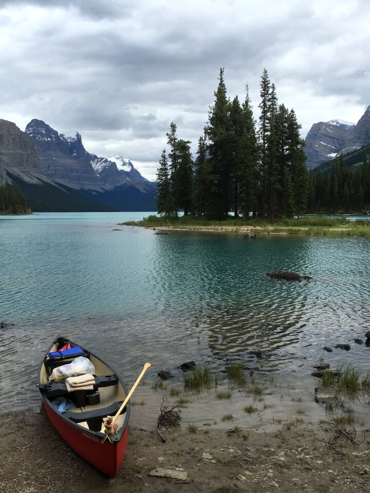 Boat tours to Spirit Island at the Maligne Lake, Alberta, Canada