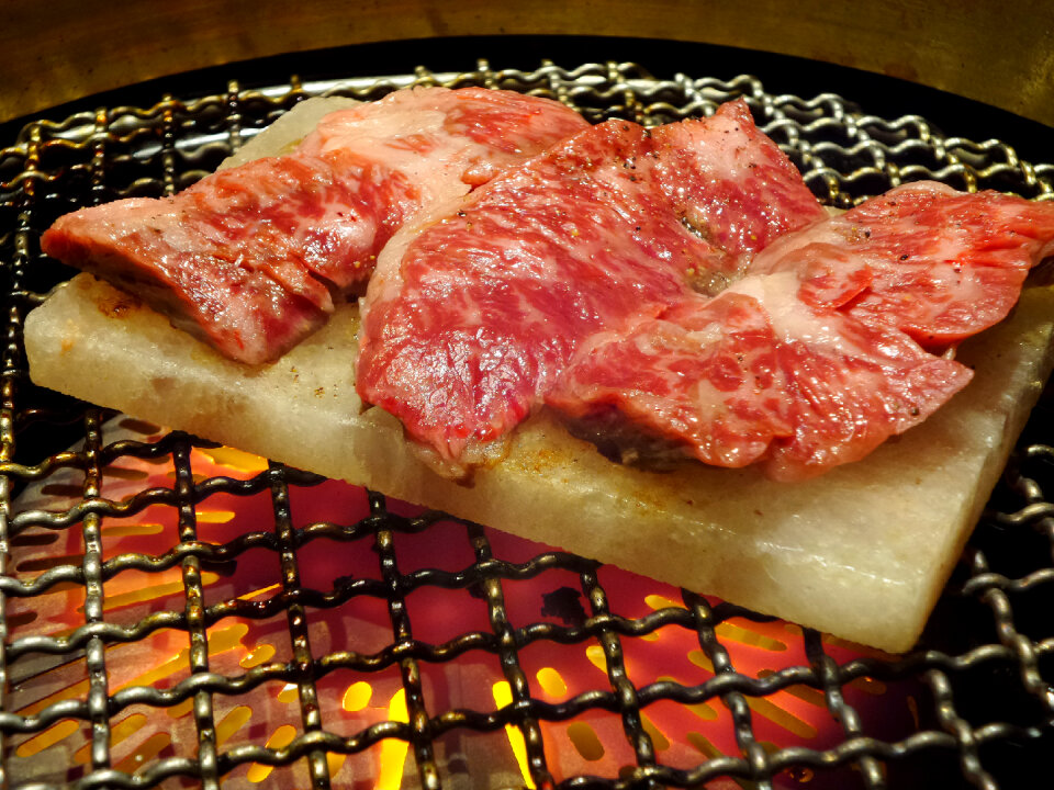 Grilled on hot coal with smoke, Yakiniku
