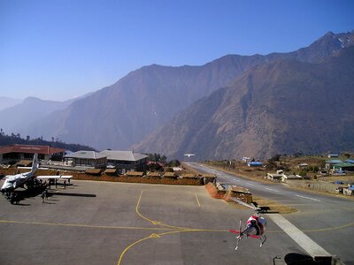 Nepal Airport Lukla Everest Trekking