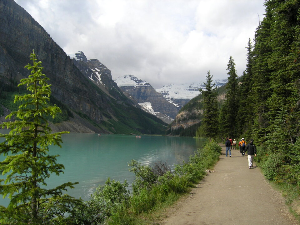 Banff National Park Alberta- Banff Lake Louise Hiking