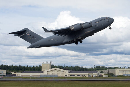 A C-17 Globemaster III