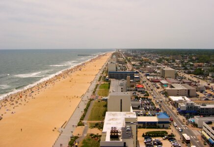 Shoreline at Atlantic Ocean and Virginia Beach