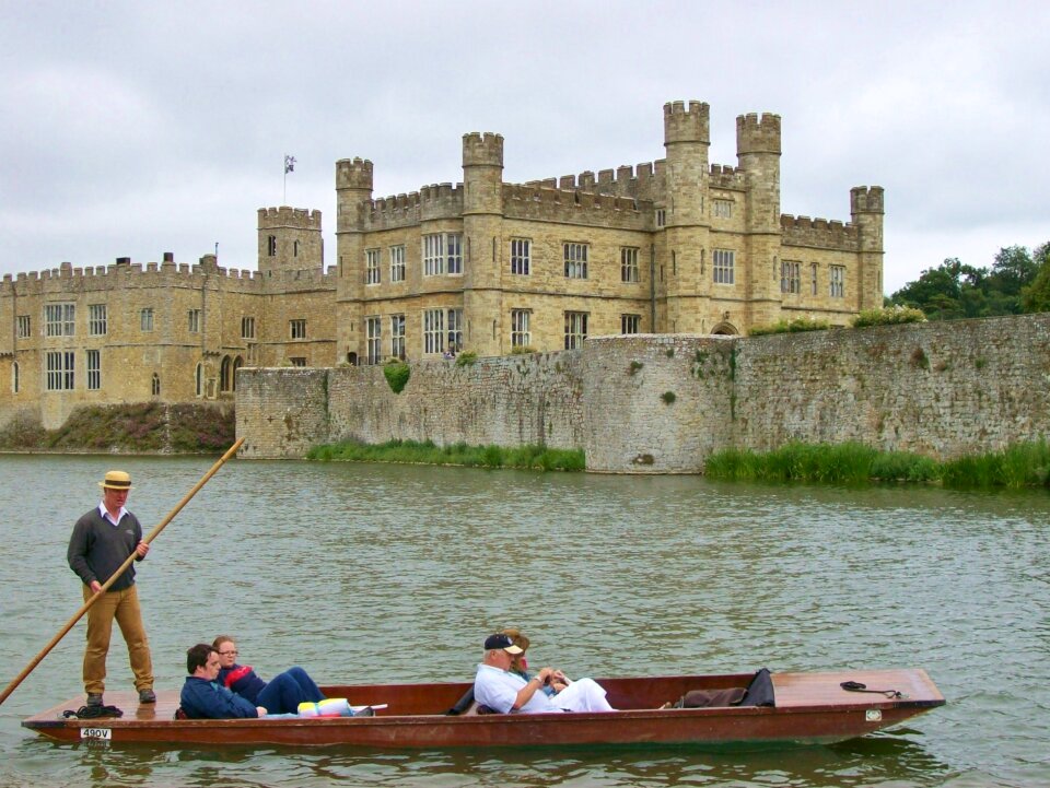 Punting Leeds Castle united kingdom photo