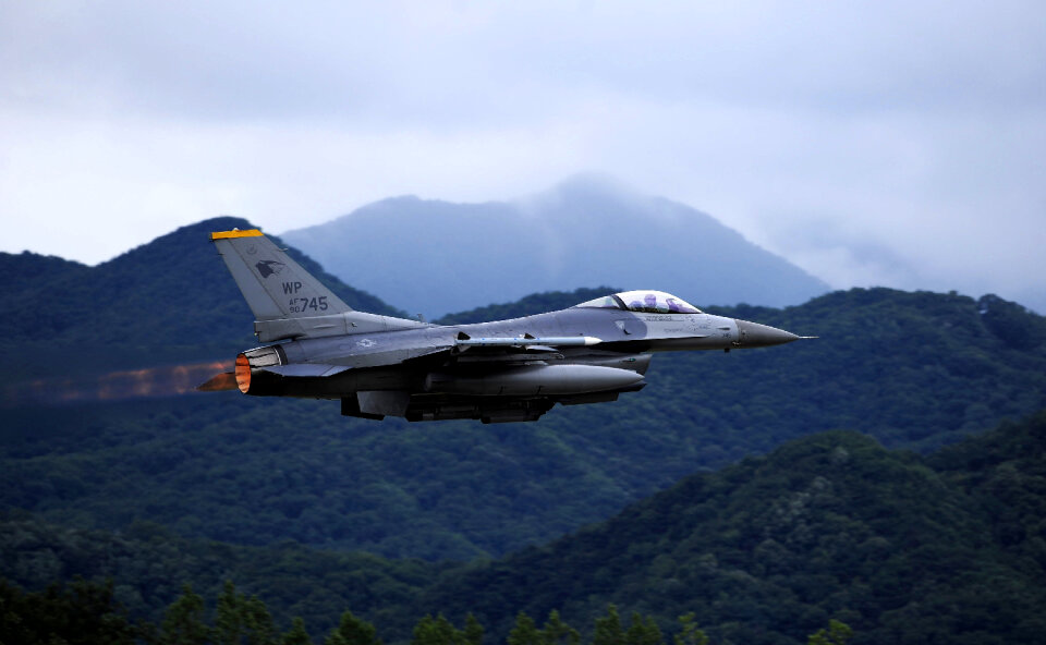 An F-16 Fighting Falcon