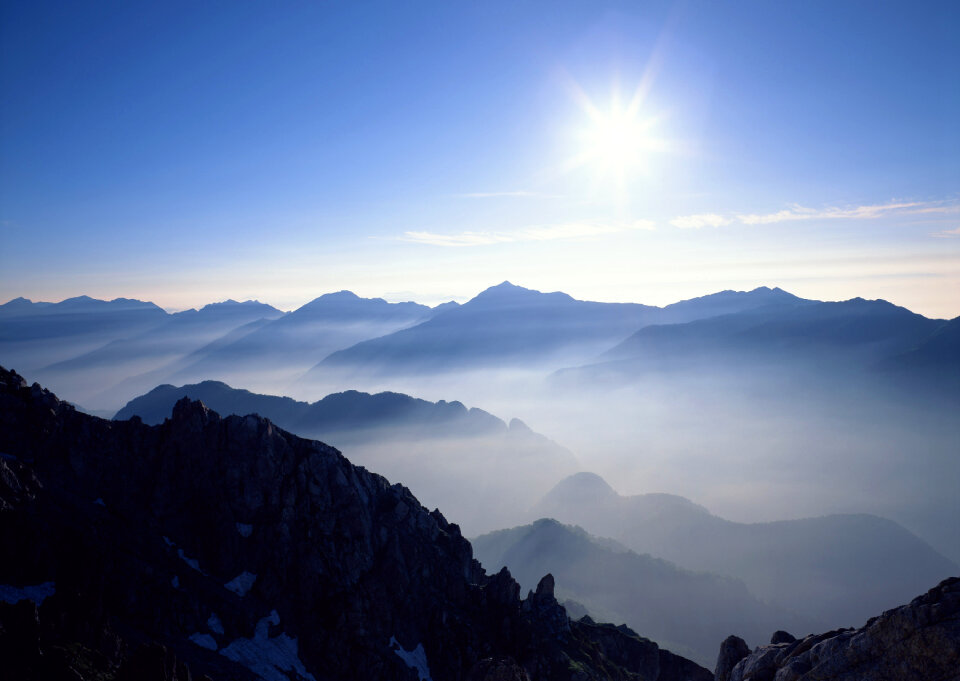 fog and cloud mountain valley landscape