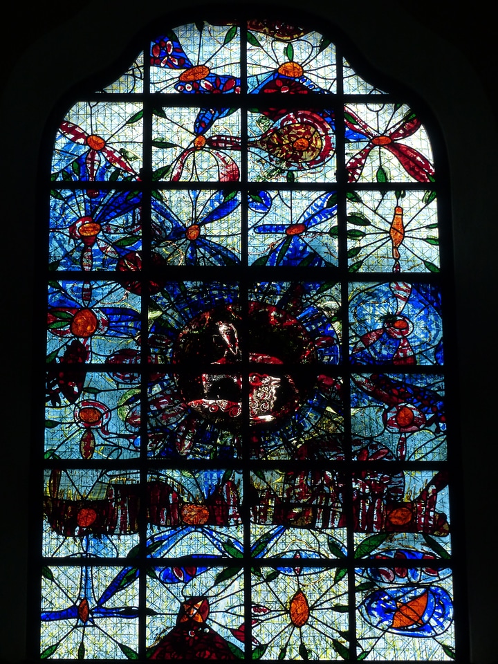 Glass color shine through