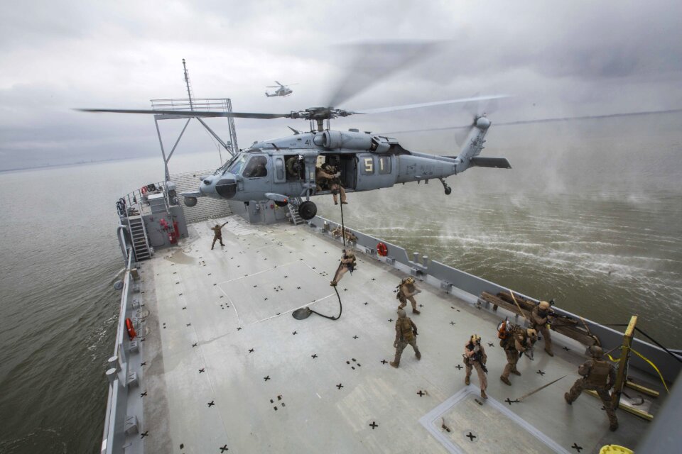 U.S. Marines assigned to Force Reconnaissance Platoon