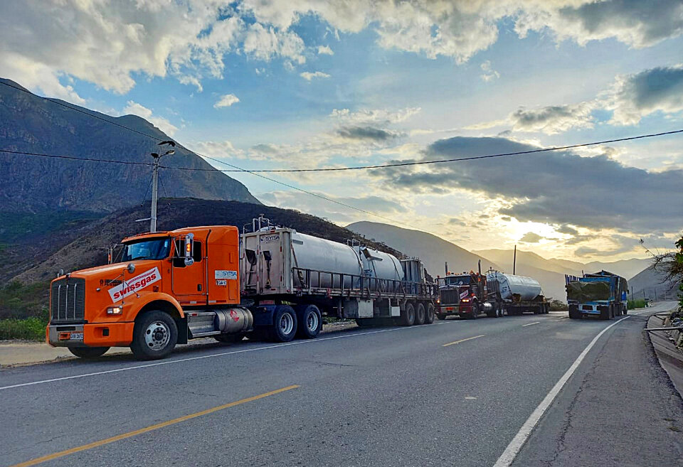 trucks passing the international border,