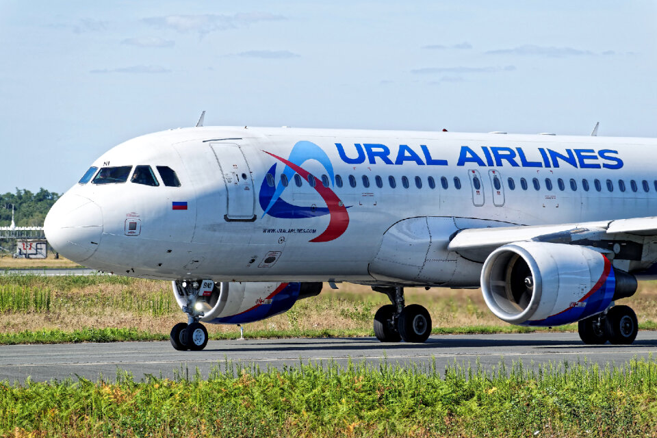 Ural Airlines Airbus A320