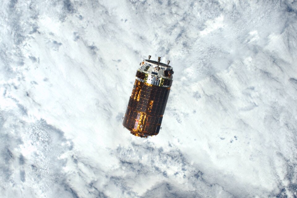 Cargo Craft Approaches Space Station