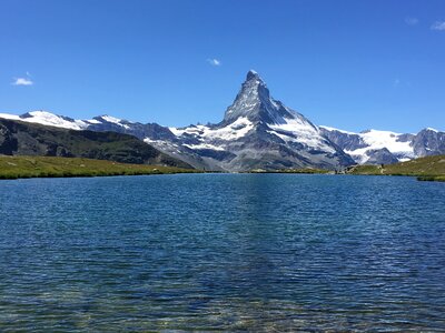 Matterhorn behind a beautiful lake photo