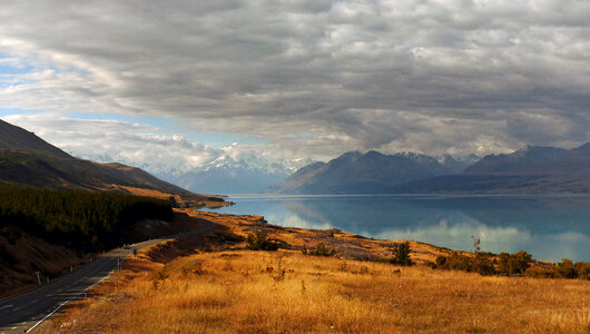 mount cook viewpoint with the lake pukaki photo