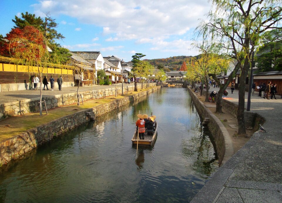 cruising and sightseeing Yanagawa