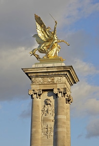 Clouds monument statue photo
