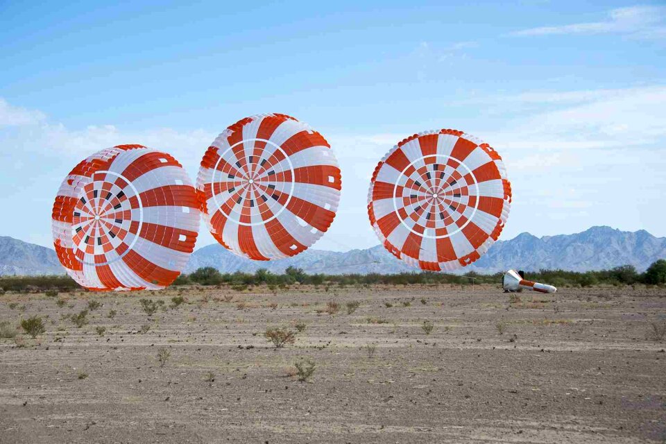 The parachute system for Orion
