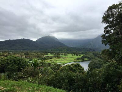 Beautiful views on the Kalalau trail along the Na Pali coastline