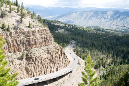 Grand Loop road in Golden Gate canyon near Bunsen Peak