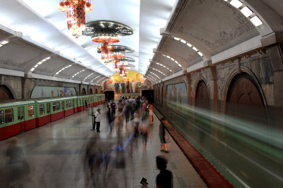 The Puhung subway station on a working day