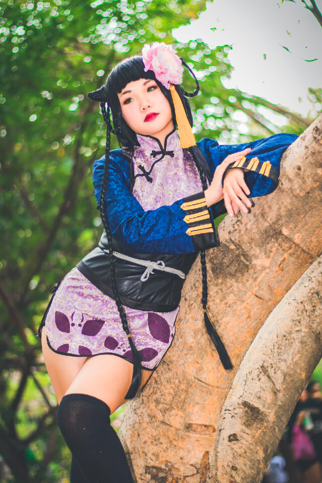 Portrait of Sexy Super Hero Female Cosplay Character