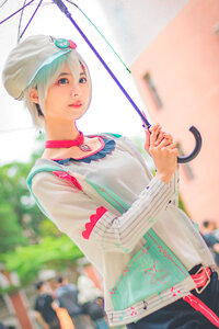 An unidentified Japanese anime cosplay pose
