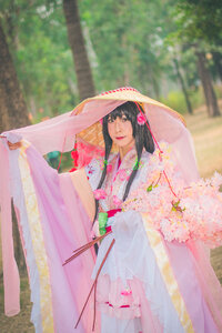 An unidentified Japanese anime cosplay pose