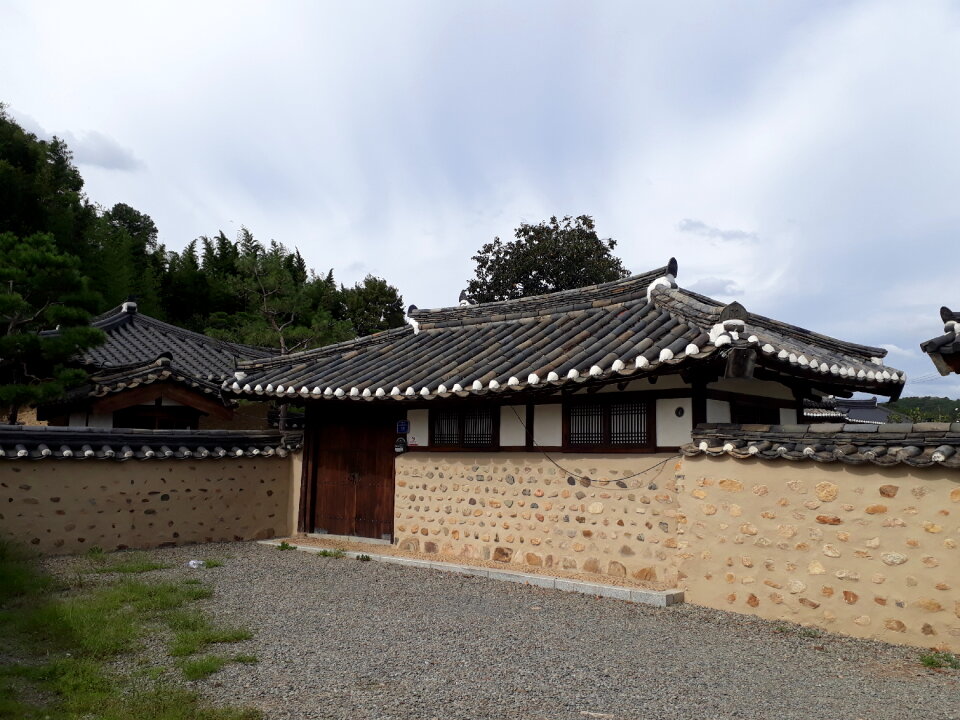 House of the Seong Clan in Seok-ri Changnyeong Korea
