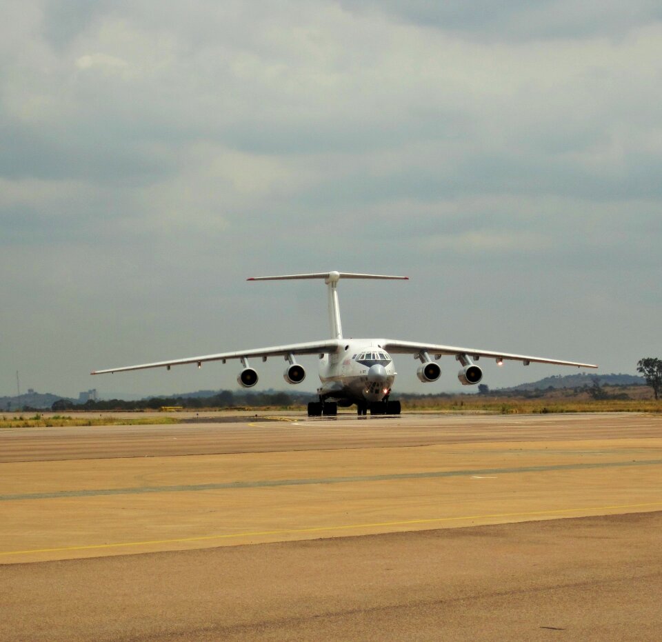 Ilyushin IL-76 freestyle Landing