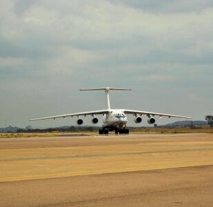 Ilyushin IL-76 freestyle Landing