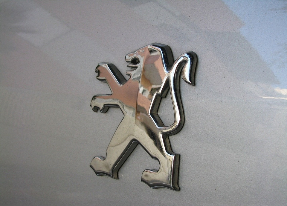 Metallic shiny chrome