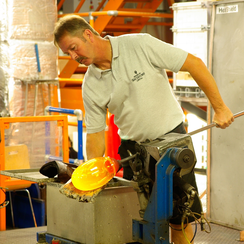 Ireland glassware artisan