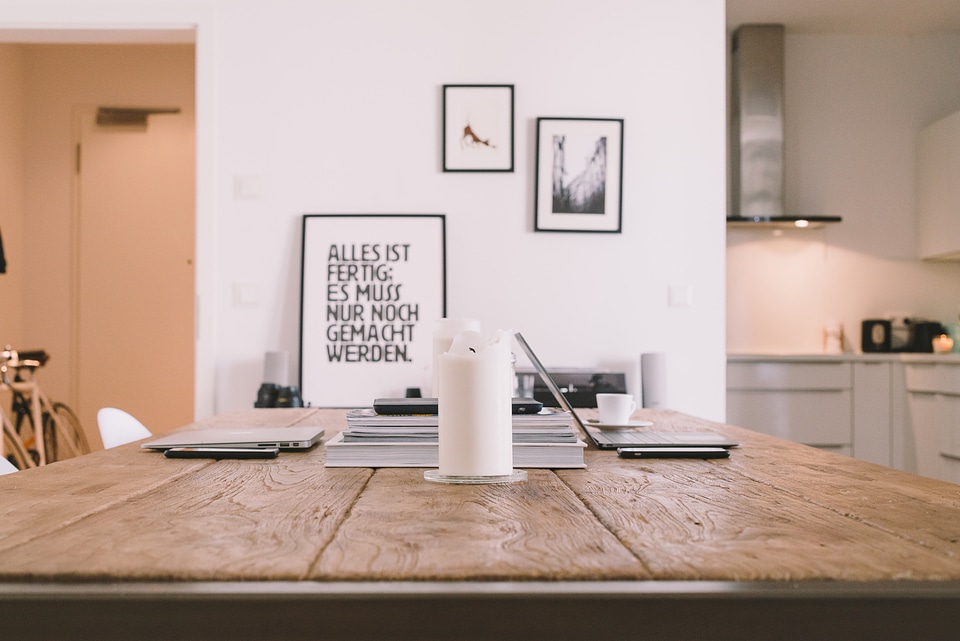 Minimal Desk Office White