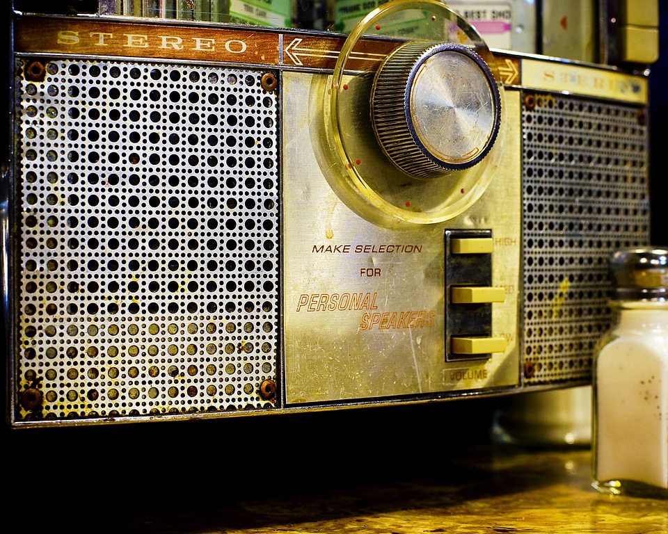 Classic Stereo Radio
