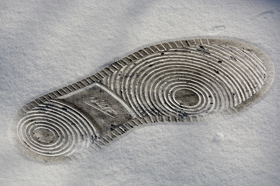 Snow footsteps footprint