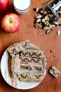 Homemade Granola And Muesli Bars