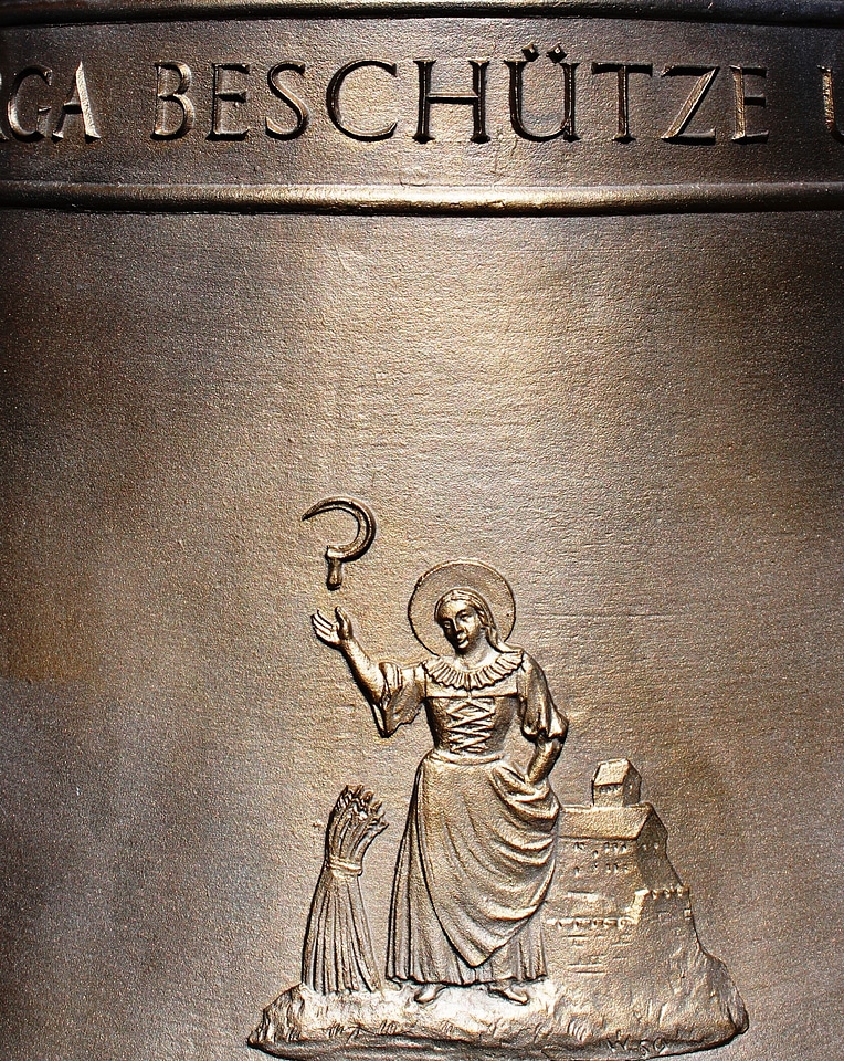 Symbol family close up