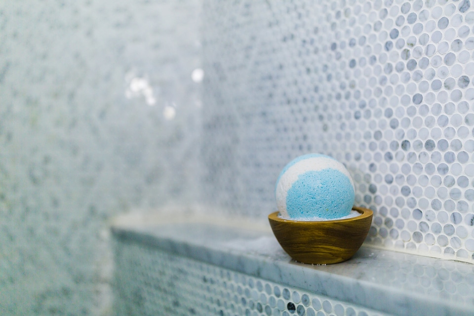 Bath Bomb Advertisement
