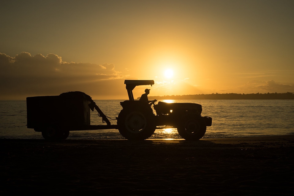 Beach Tractor Trailer
