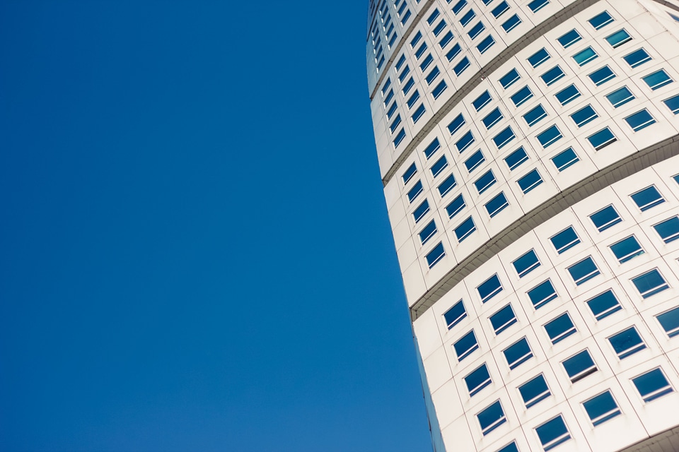 Curving Skyscraper