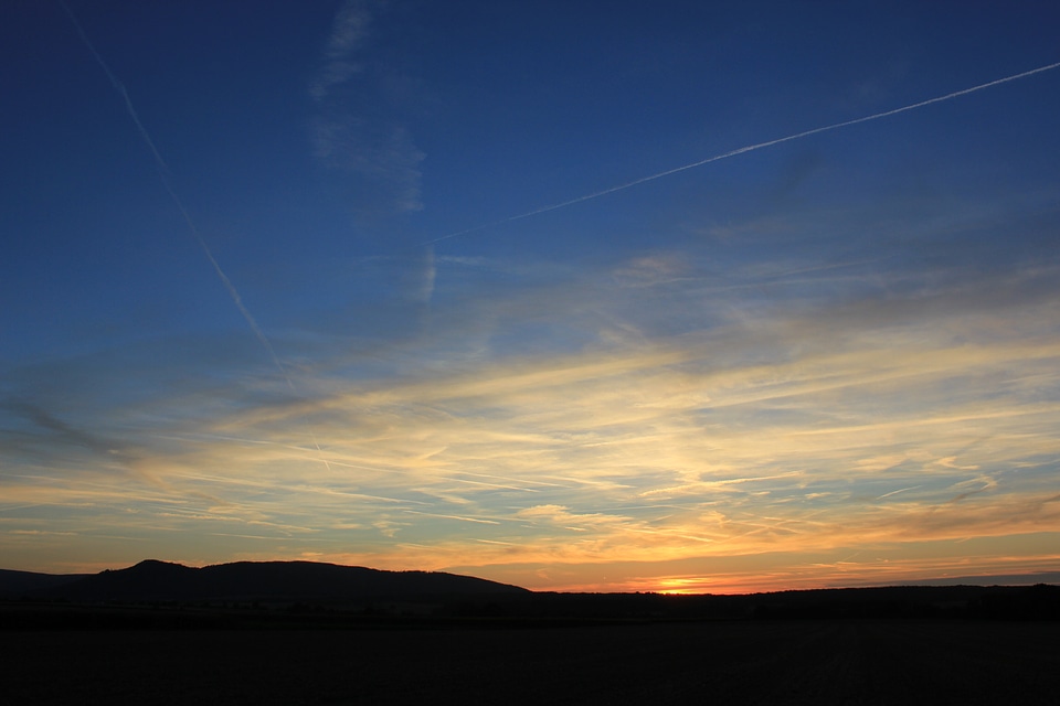 Red and blue sky – end of day