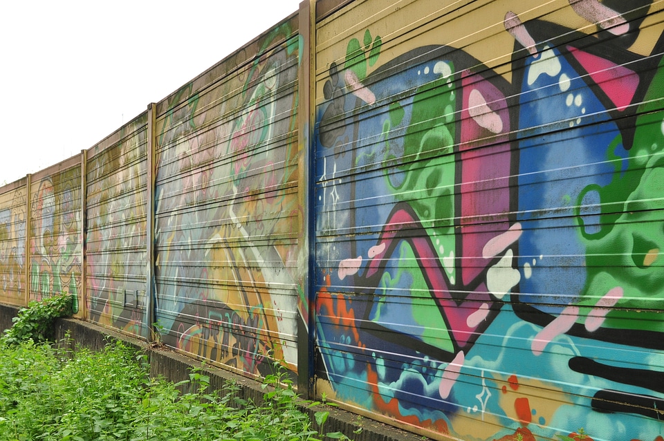 Graffiti wall near A40 in Essen